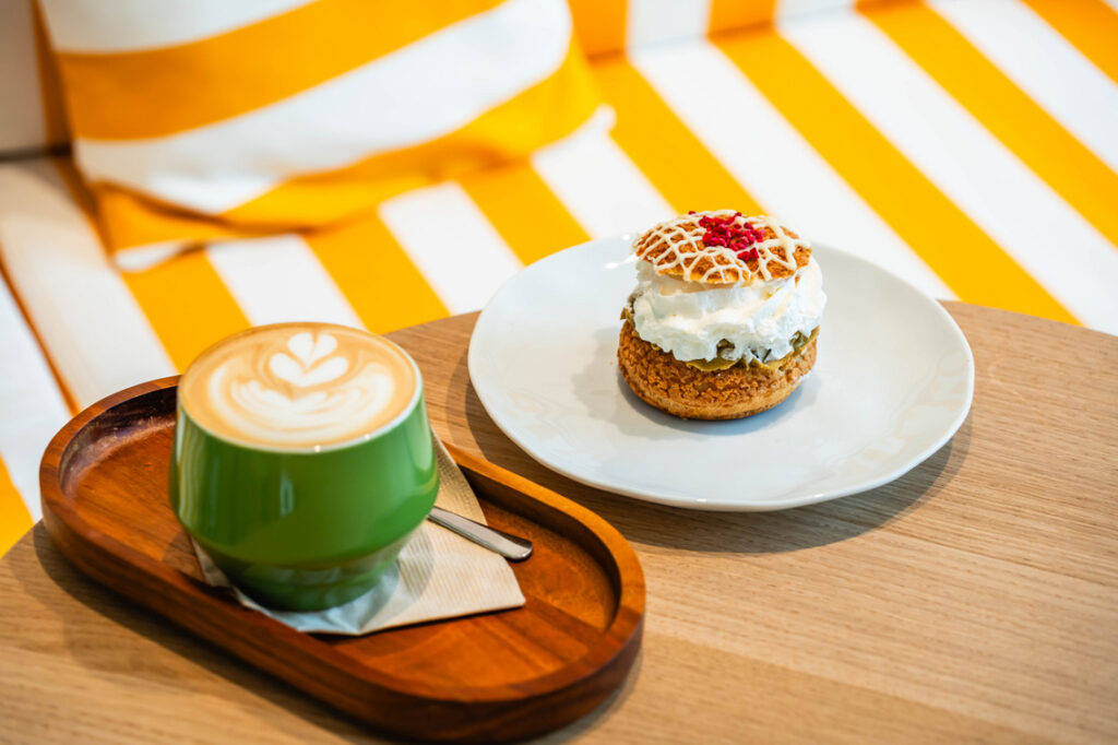 MÚÚ Fagyibár & Specialty Coffee